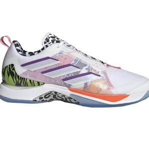 Adidas Avacourt Womens Tennis shoes Size 9